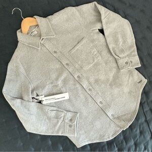 🆕Aritzia TNA | Women’s Cozy Fleece Boyfriend Shirt Heather Chrome S